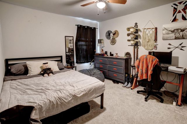 205 Driftwood LN, Bastrop, TX 78602