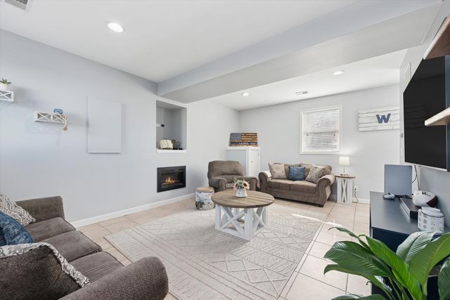 127 S 14th Street, Chesterton, IN 46304