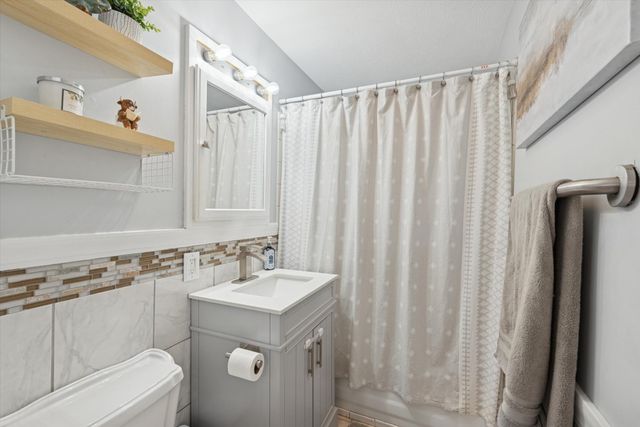 127 S 14th Street, Chesterton, IN 46304