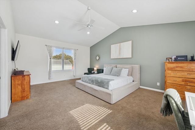 127 S 14th Street, Chesterton, IN 46304