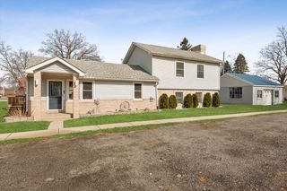 127 S 14th Street, Chesterton, IN 46304