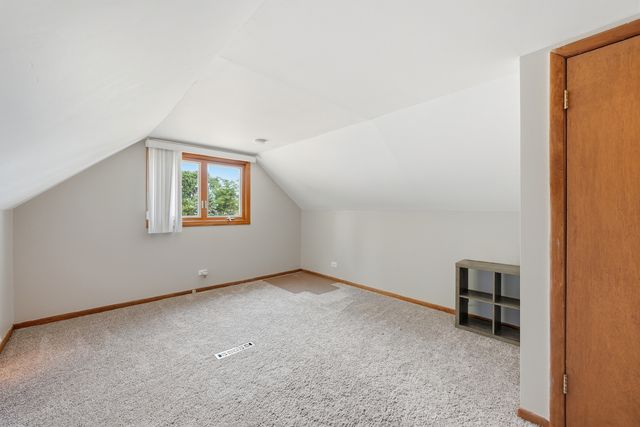 7036 Oxford Street, Bridgeview, IL 60455