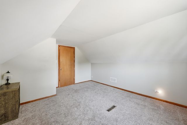 7036 Oxford Street, Bridgeview, IL 60455