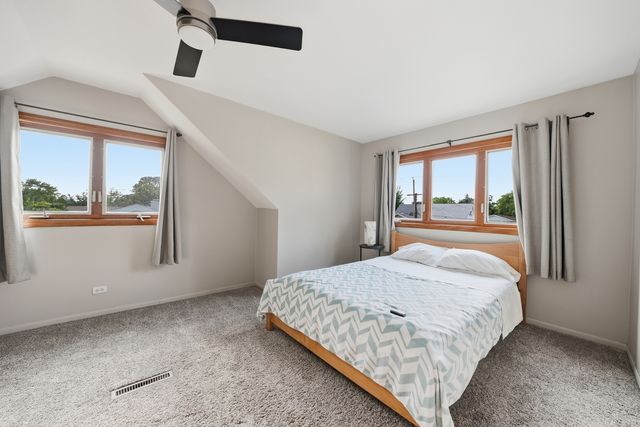 7036 Oxford Street, Bridgeview, IL 60455