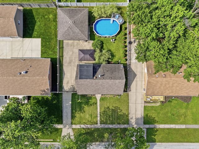7036 Oxford Street, Bridgeview, IL 60455