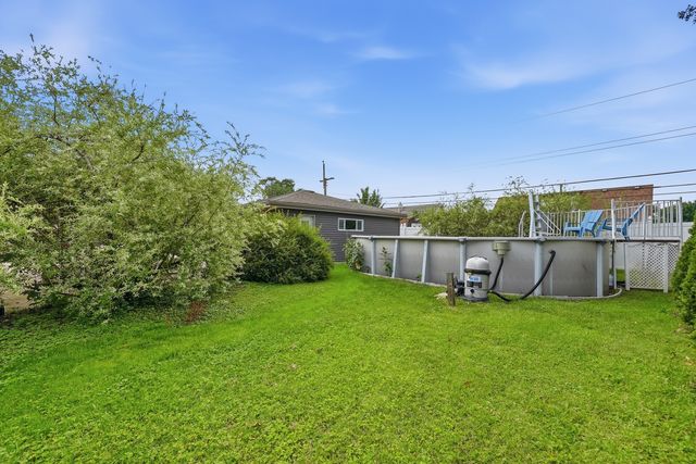 7036 Oxford Street, Bridgeview, IL 60455
