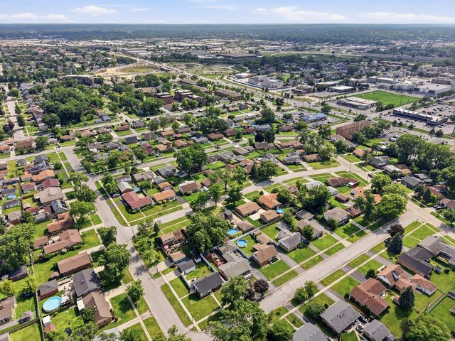 7036 Oxford Street, Bridgeview, IL 60455