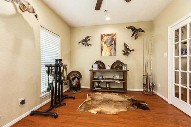 1132 Mill Road, Angleton, TX 77515