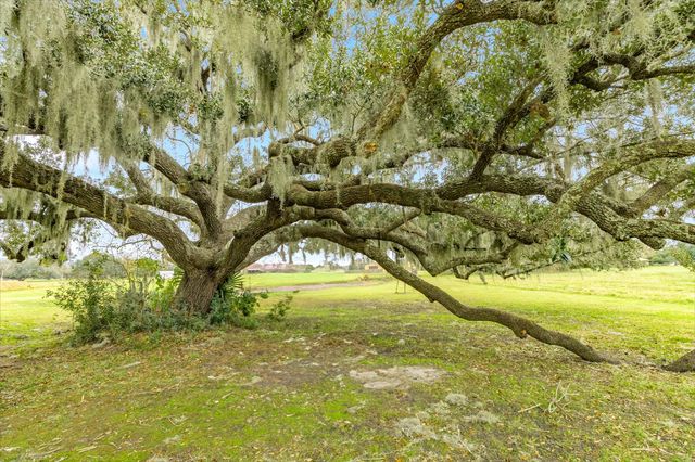 1132 Mill Road, Angleton, TX 77515