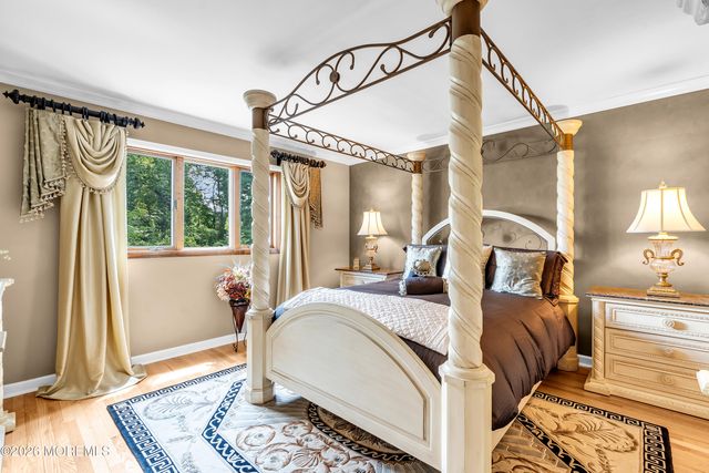 8 Cove Lane Road, Whippany, NJ 07981