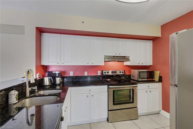 8285 Ibis Club DR # 809, Naples, FL 34104