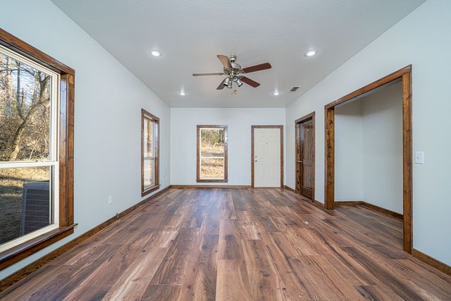 410 Private Road 52426, Leesburg, TX 75451