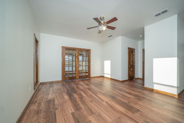 410 Private Road 52426, Leesburg, TX 75451