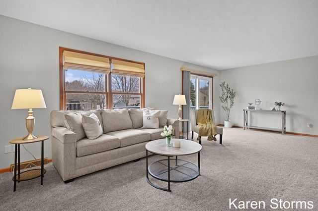 7454 Pheasant Run Drive, Hudsonville, MI 49426