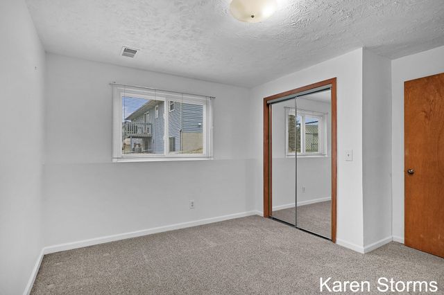 7454 Pheasant Run Drive, Hudsonville, MI 49426