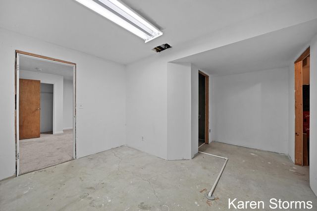 7454 Pheasant Run Drive, Hudsonville, MI 49426