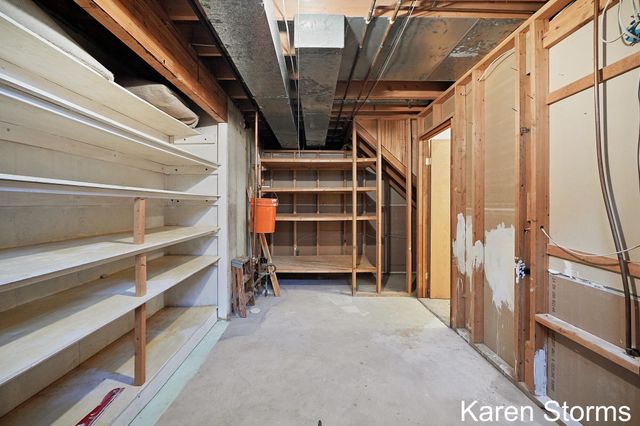 7454 Pheasant Run Drive, Hudsonville, MI 49426