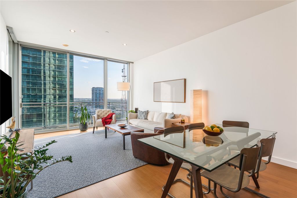 2900 McKinnon Street 1503, Dallas, TX 75201