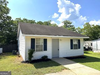 68 Murray Street, Newnan, GA 30263