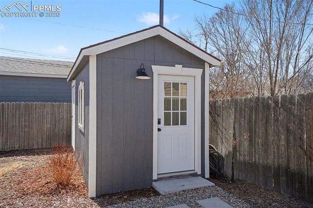 413 E Madison Street, Colorado Springs, CO 80907