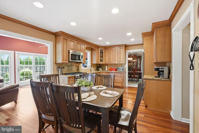 63 FLORISTER DR, Hamilton, NJ 08690