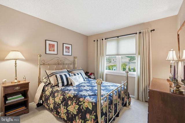 63 FLORISTER DR, Hamilton, NJ 08690