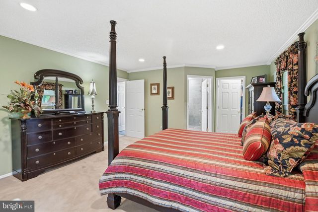 63 FLORISTER DR, Hamilton, NJ 08690