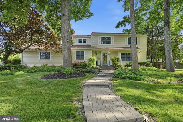 63 FLORISTER DR, Hamilton, NJ 08690