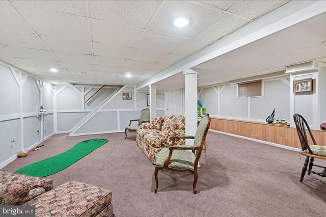 63 FLORISTER DR, Hamilton, NJ 08690