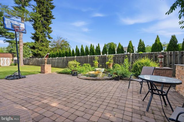 63 FLORISTER DR, Hamilton, NJ 08690