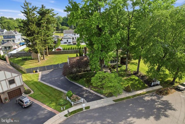 63 FLORISTER DR, Hamilton, NJ 08690