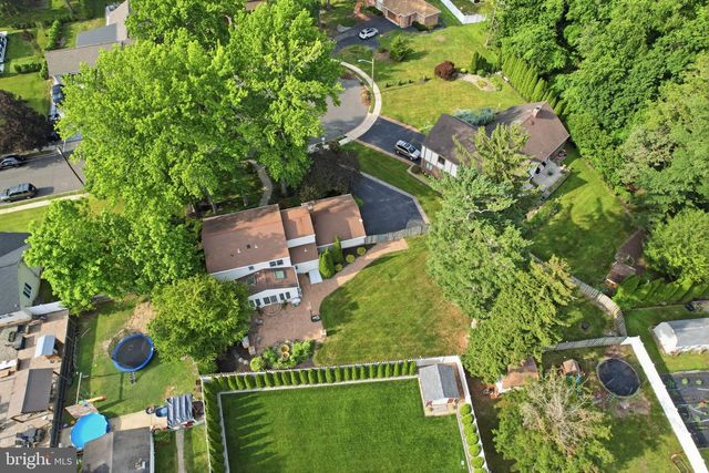 63 FLORISTER DR, Hamilton, NJ 08690