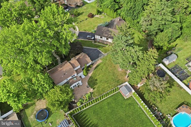 63 FLORISTER DR, Hamilton, NJ 08690