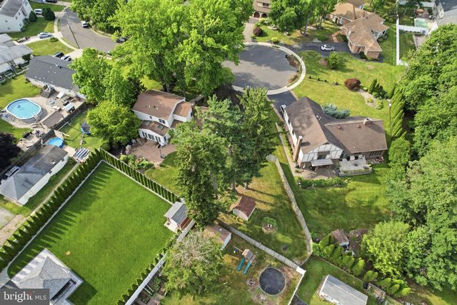 63 FLORISTER DR, Hamilton, NJ 08690