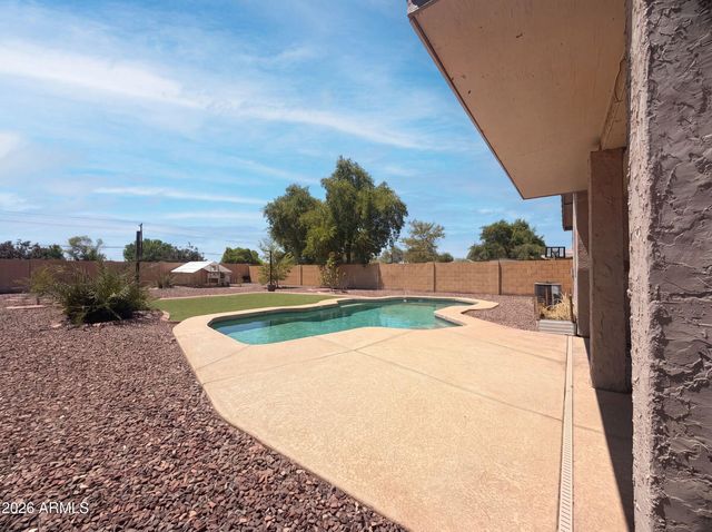40282 N PRZEWALSKI Street, San Tan Valley, AZ 85140