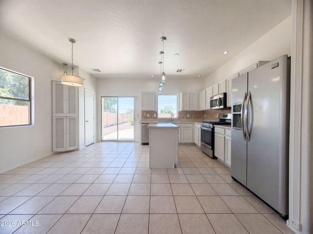 40282 N PRZEWALSKI Street, San Tan Valley, AZ 85140