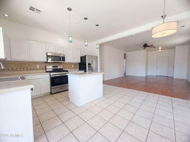 40282 N PRZEWALSKI Street, San Tan Valley, AZ 85140