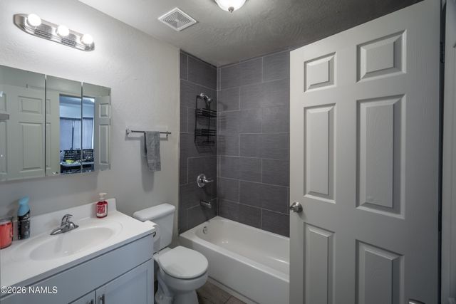1408 W 2nd Street, Winslow, AZ 86047