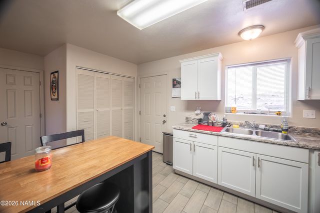 1408 W 2nd Street, Winslow, AZ 86047