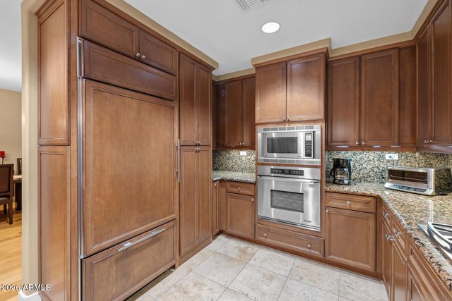 2211 E Camelback Road Unit 207, Phoenix, AZ 85016