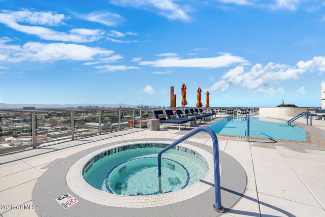 2211 E Camelback Road Unit 207, Phoenix, AZ 85016