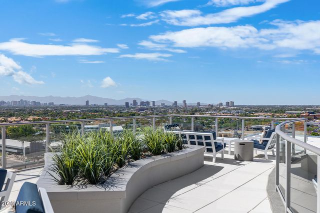 2211 E Camelback Road Unit 207, Phoenix, AZ 85016