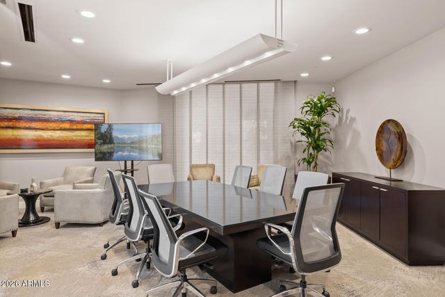 2211 E Camelback Road Unit 207, Phoenix, AZ 85016