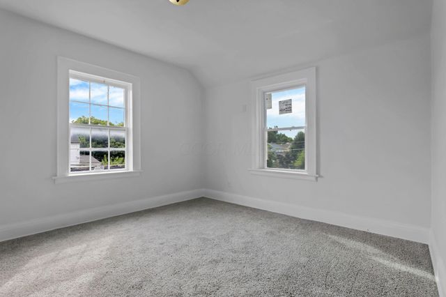 2675 Sullivant Avenue, Columbus, OH 43204