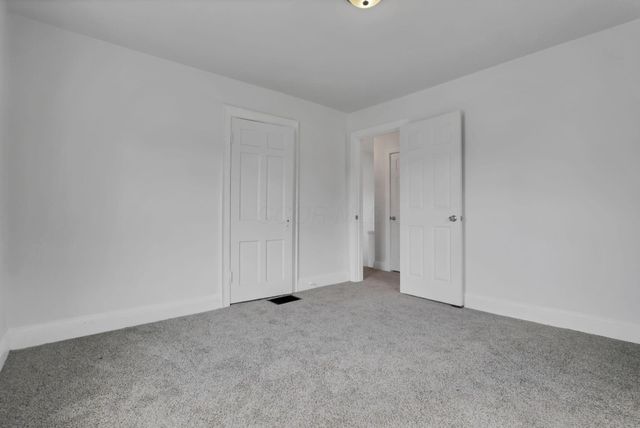 2675 Sullivant Avenue, Columbus, OH 43204