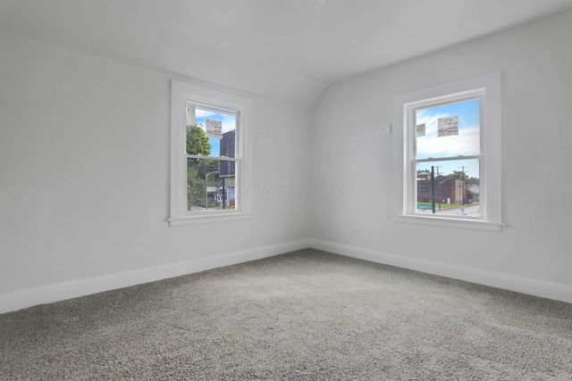 2675 Sullivant Avenue, Columbus, OH 43204