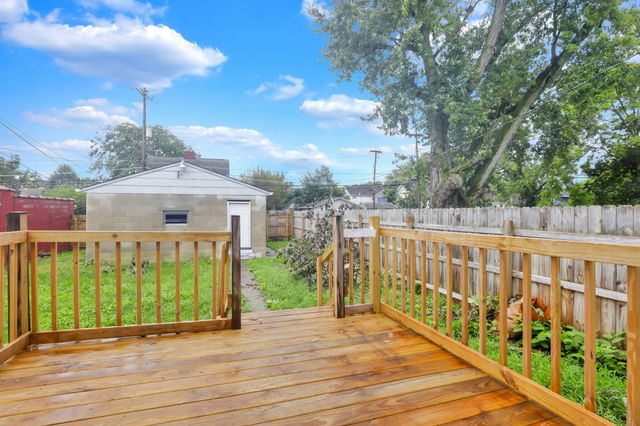 2675 Sullivant Avenue, Columbus, OH 43204