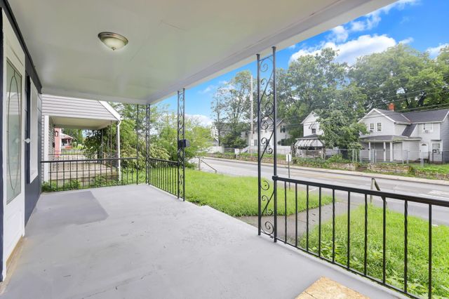 2675 Sullivant Avenue, Columbus, OH 43204