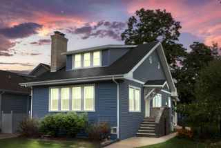 405 S Gilbert Avenue, La Grange, IL 60525