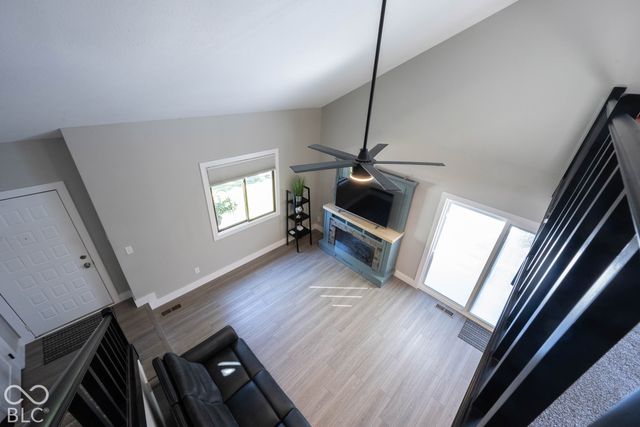 566 Conner Creek Drive, Fishers, IN 46038